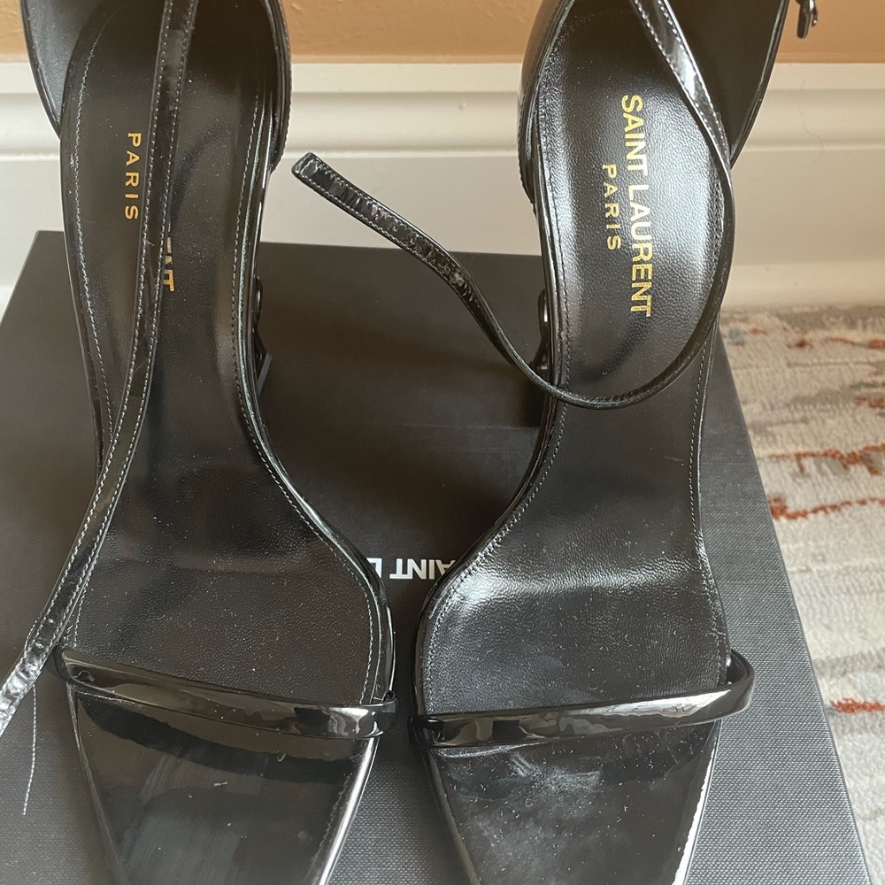 Black Patent Leather YSL heels size 39